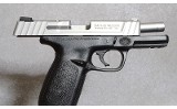 Smith & Wesson SD40 VE Pistol, .40 S&W, 4 Inch Barrel, 1 1/2 lbs. - 5 of 6
