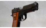 Smith & Wesson 39-2 Pistol, 9mm Luger, 4 Inch Barrel, 1 7/8 lbs. - 4 of 6