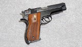Smith & Wesson 39-2 Pistol, 9mm Luger, 4 Inch Barrel, 1 7/8 lbs.