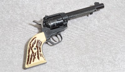 H. Schmidt 21 S Pistol, .22 Caliber, 5.5 Inch Barrel, 2 1/4 lbs.