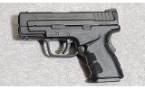 Springfield XD 45ACP Sub-Compact Mod.2, .45 Auto, 3 Inch Barrel, 1 3/4 lbs. - 2 of 5