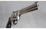 Smith & Wesson 617-6 Pistol, .22 Long Rifle, 6 Inch Barrel, 2 3/4 lbs. - 4 of 6