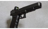 Glock 40 Gen 4 Pistol, 10mm Auto, 5" Barrel, 2 1/2 lbs. - 4 of 6