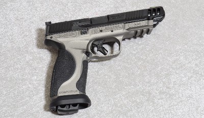 Smith & Wesson M&P 9 M2.0 Competitor Pistol, 9mm Luger, 5" Barrel, 2 lbs - Image 1 of 7