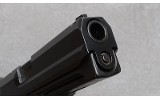 HK USP Pistol, .45 Auto, 4.25" Barrel, 2 lbs. - 3 of 5