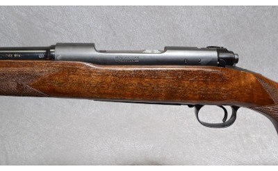 Winchester 70 Featherweight .243 Winchester, 22" Barrel, 7.75 lbs. - Image 8 of 10