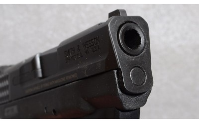 Smith & Wesson M&P 9 Shield Pistol, 9mm Luger, 3.1" Barrel, 1.5 lbs. - Image 3 of 6
