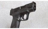 Smith & Wesson M&P 40 Shield Pistol, .40 S&W, 3.1" Barrel, 1 3/8 lbs. - Image 4 of 6