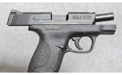 Smith & Wesson M&P 40 Shield Pistol, .40 S&W, 3.1" Barrel, 1 3/8 lbs. - Image 5 of 6