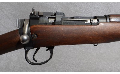 Model N0.4 MK1* Rifle, .303 Caliber, 25.2" Barrel, 10.5 lbs. - Image 3 of 10