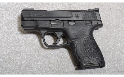 Smith & Wesson M&P 40 S&W Pistol, .40 S&W, 3" Barrel, 1.25 lbs. - Image 2 of 6