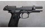 Beretta 92FS Pistol, 9mm Parabellum, 4.9" Barrel, 2.25 lbs. - Image 5 of 6