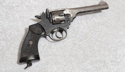 Webley & Scott Mark IV War Finish Pistol, .38 Caliber, 5" Barrel, 1.75 lbs.