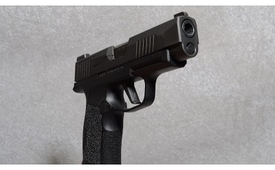 Smith & Wesson M&P 9 Shield PC Pistol, 9mm, 3.1" Barrel, 1.5 lbs. - Image 4 of 6
