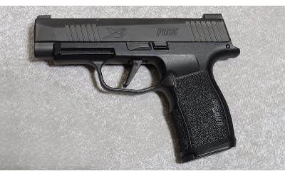 Smith & Wesson M&P 9 Shield PC Pistol, 9mm, 3.1" Barrel, 1.5 lbs. - Image 2 of 6