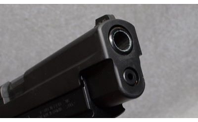 Sig Sauer P226 Pistol, 9mm Parabellum, 4.4' Barrel, 2 lbs. - Image 3 of 6