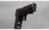 Sig Sauer P226 Pistol, 9mm Parabellum, 4.4' Barrel, 2 lbs. - Image 4 of 6