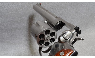 Ruger Redhawk Pistol, .44 Magnum, 7.5" Barrel, 3.5 lbs. - Image 3 of 5