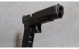 Glock 40 Gen. 4 Pistol, 10mm Auto, 6' Barrel, 2.25 lbs. - 4 of 6