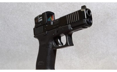 Glock 19 Gen 5 Pistol, 9mm x19, 4" Barrel, 1.5 lbs. - Image 4 of 6