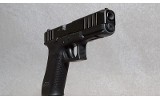 Glock 17 Gen. 5 Pistol, 9 x 19mm, 4.48" Barrel, 1.5 lbs. - Image 4 of 6