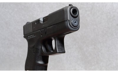 Glock 26 Pistol, 9mm x 19, 3.42" Barrel, 1.5 lbs. - Image 4 of 6