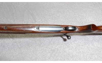 Winchester 70 Rifle, .300 H&H Magnum, 24" Barrel, 8.5 lbs - Image 7 of 10
