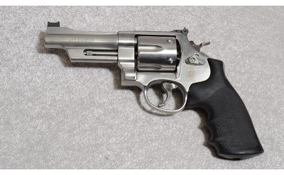 Smith & Wesson 629-6 Pistol, .44 Magnum, 4" Barrel - Image 2 of 6