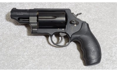 Smith & Wesson Governor Revolver, .45 Colt / .45 Auto / .410 2.5", 2.75" Barrel, 2 lbs. - Image 2 of 5