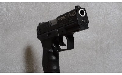 Walther PK 380 Pistol, .380 Auto, 3.75 inch Barrel - Image 4 of 6