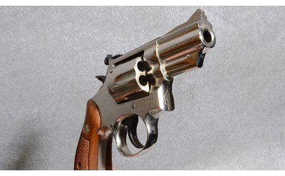 Smith & Wesson Model 19-5, .357 Magnum, 2.5 inch Barrel - Image 4 of 6