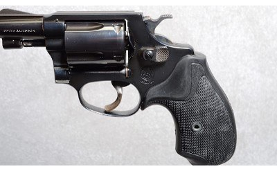 Smith & Wesson Model 36 Pistol, .38 S&W Special, 1.875 Inch Barrel - Image 5 of 6
