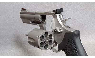 Taurus Armas Model 44 Pistol, 44 Remington Magnum, 4 inch Barrel - Image 4 of 6