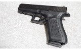 Glock 17v Pistol, 9mm, 4.5 inch Barrel - Image 2 of 6
