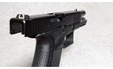 Glock 17v Pistol, 9mm, 4.5 inch Barrel - Image 5 of 6