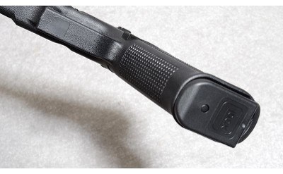 Glock 17v Pistol, 9mm, 4.5 inch Barrel - Image 3 of 6