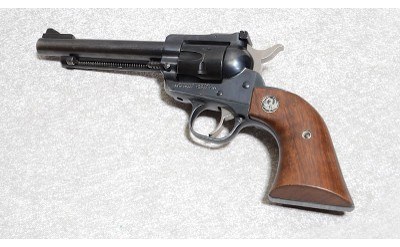 Ruger New Model Single-Six Pistol, .22 lR, 5.5 inch Barrel - Image 2 of 6