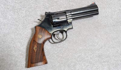 Smith & Wesson 586-8 Pistol, .357 Magnum, 4" Barrel - Image 1 of 6