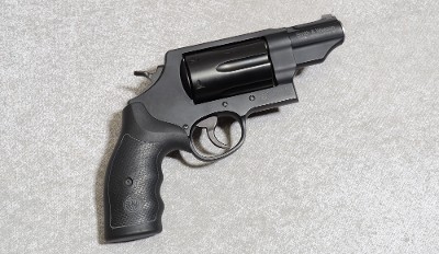Smith & Wesson Governor Pistol, .45 ACP /.45 Colt / .410 Bore, 2.75" Barrel - Image 1 of 6