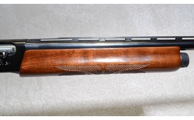 Remington 1100 Shotgun, 12 Gauge, 26 inch Barrel - Image 4 of 10
