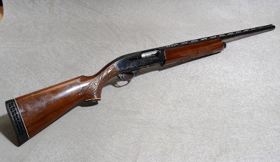 Remington 1100 Shotgun, 12 Gauge, 26 inch Barrel - Image 1 of 10