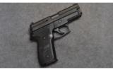 Sig Sauer P229 in .40 S&W - 1 of 4