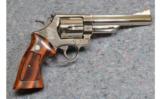 Smith & Wesson Model 57 in .41 Magnum - 2 of 5