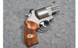 Smith & Wesson Model 629-6 Performance Center in .44 Mag - 1 of 5