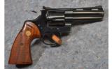 Colt Python.357 Mag - 2 of 5