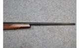 Weatherby Left-Handed Mark V .300 Wby Mag - 4 of 9