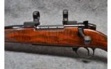 Weatherby Left-Handed Mark V .300 Wby Mag - 6 of 9