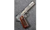 Smith & Wesson SW 1911 .45 ACP - 1 of 5