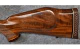 Weatherby Mark V .300 Magnum - 5 of 9