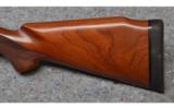 Winchester Model 70 - 